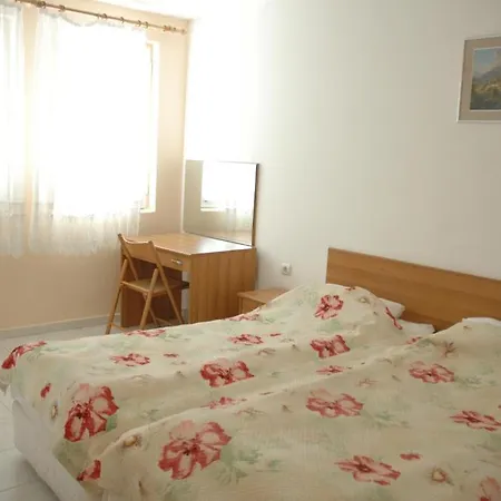 Perla Beach Holiday Club