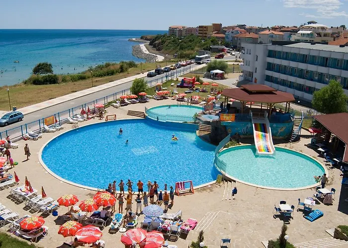 Hotel Perla Beach Holiday Club